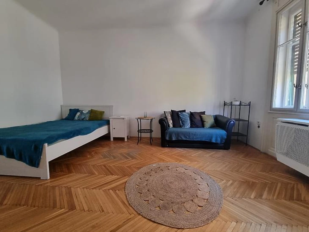 c3-2-name c2-19-name, Budapest IX. kerület, Középső Ferencváros