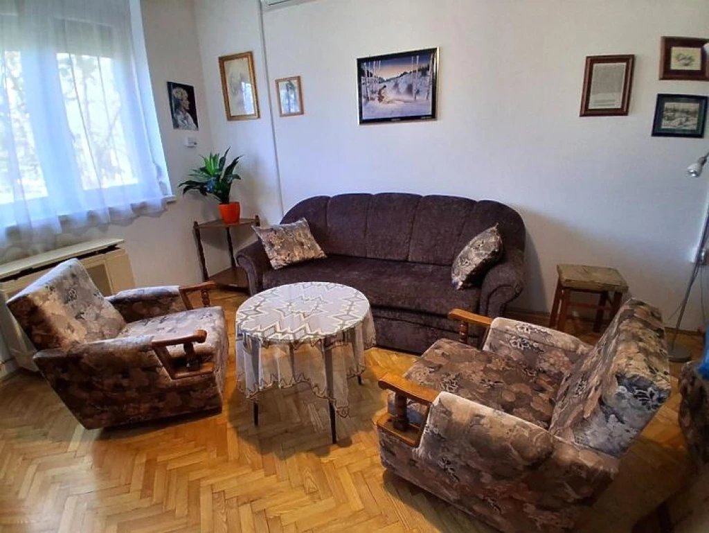 c3-2-name c2-19-name, Budapest XIV. kerület, Istvánmező