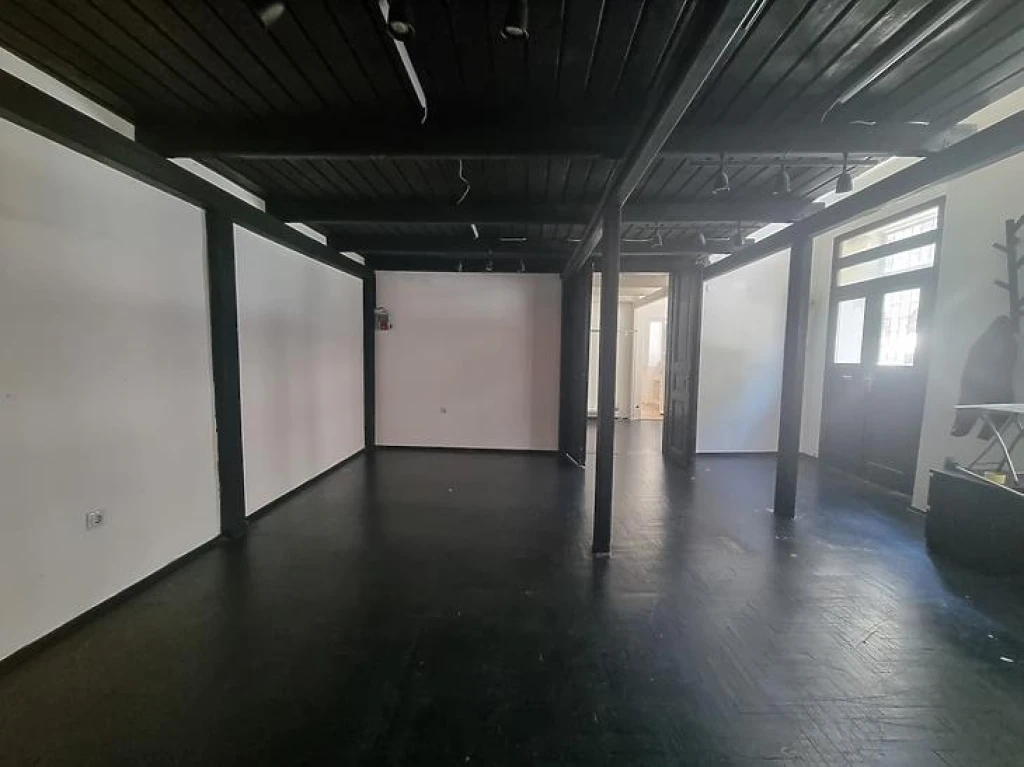 Kiadó üzlet, Budapest VI. kerület, Nagykörúton kívüli terület