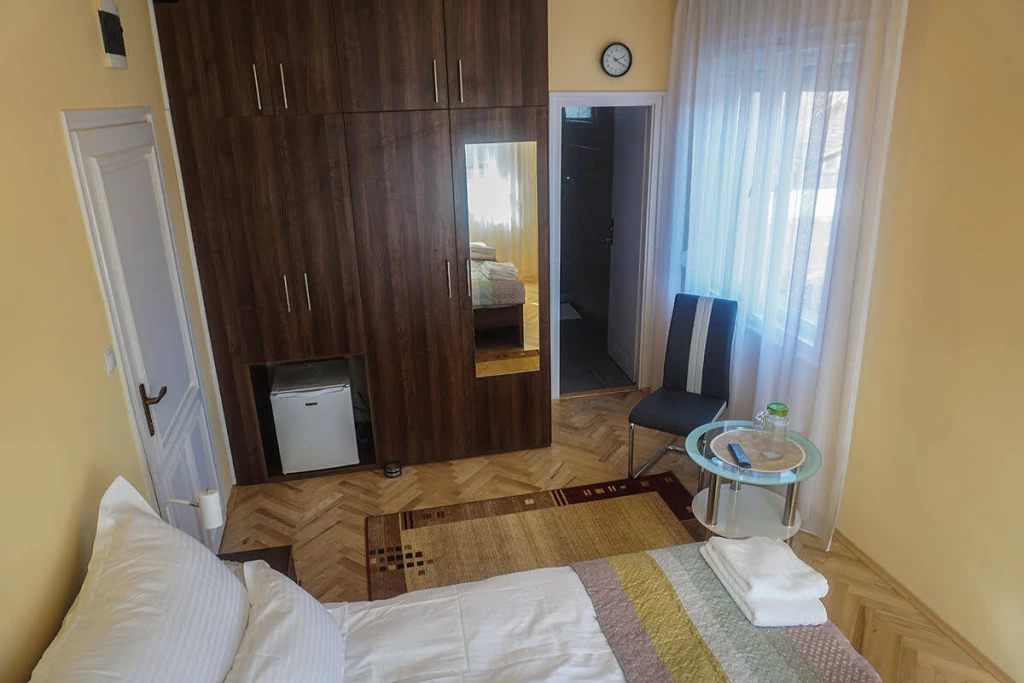 c3-1-name c2-1-name, Szeged