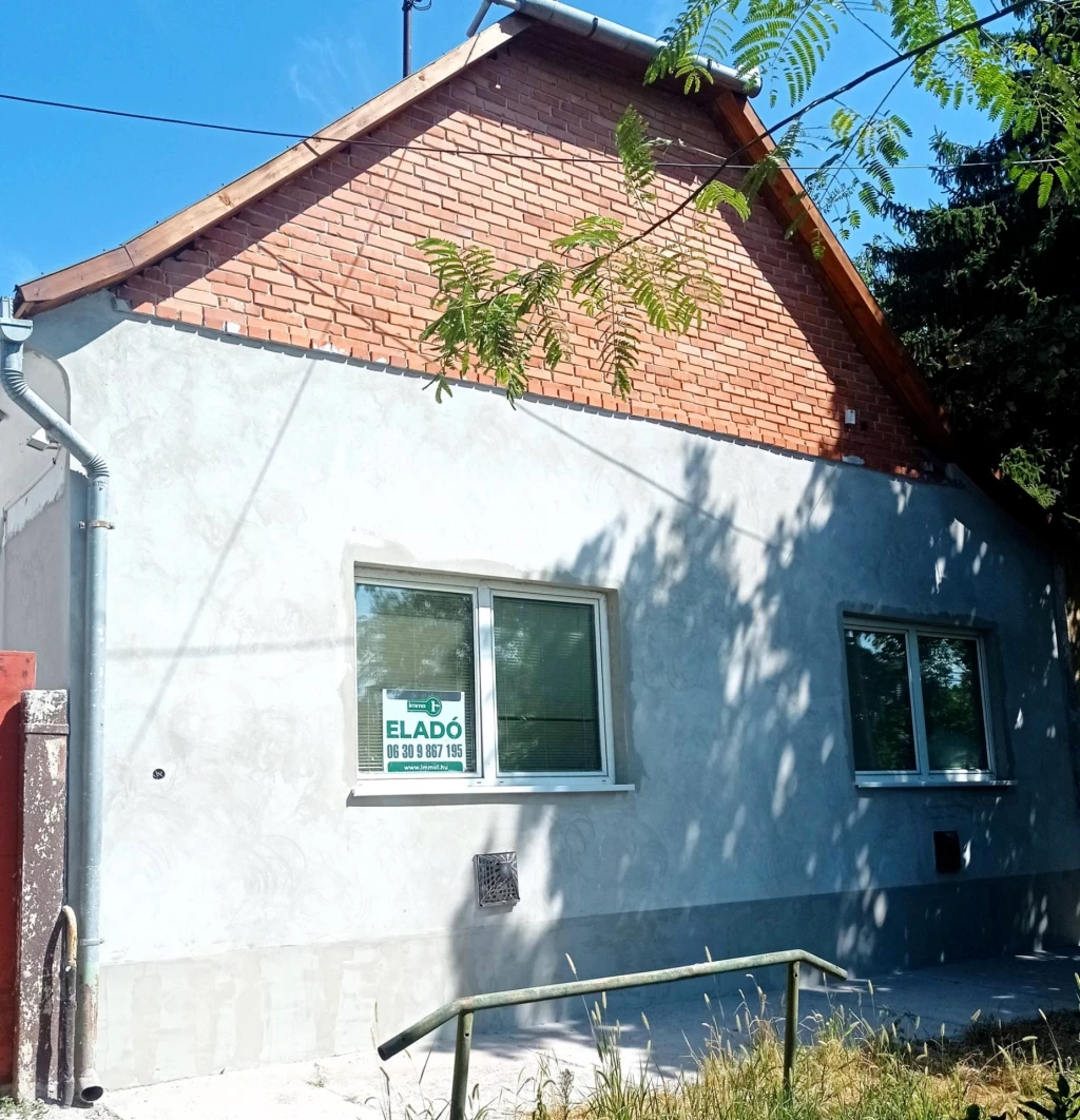 2 szobás részben felújított családi ház