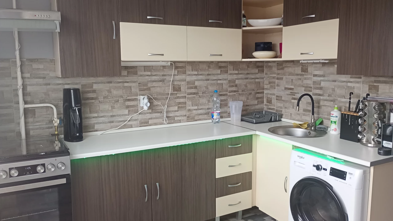 For sale panel flat, Miskolc