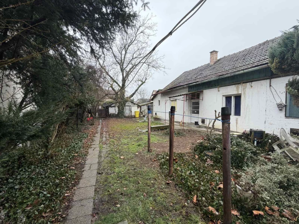 For sale part of a house property, Gyula