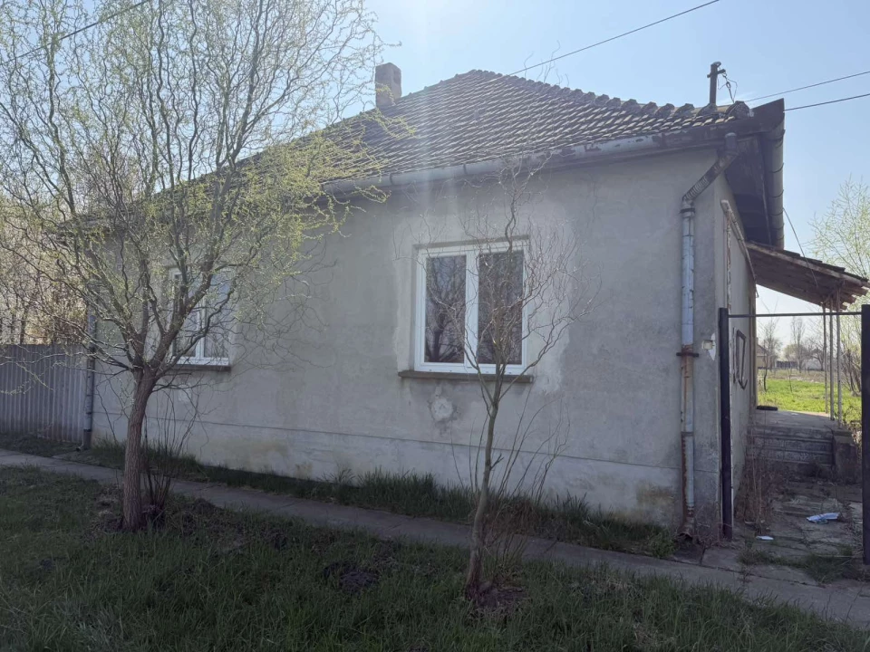 Eladó családi ház, Kétegyháza