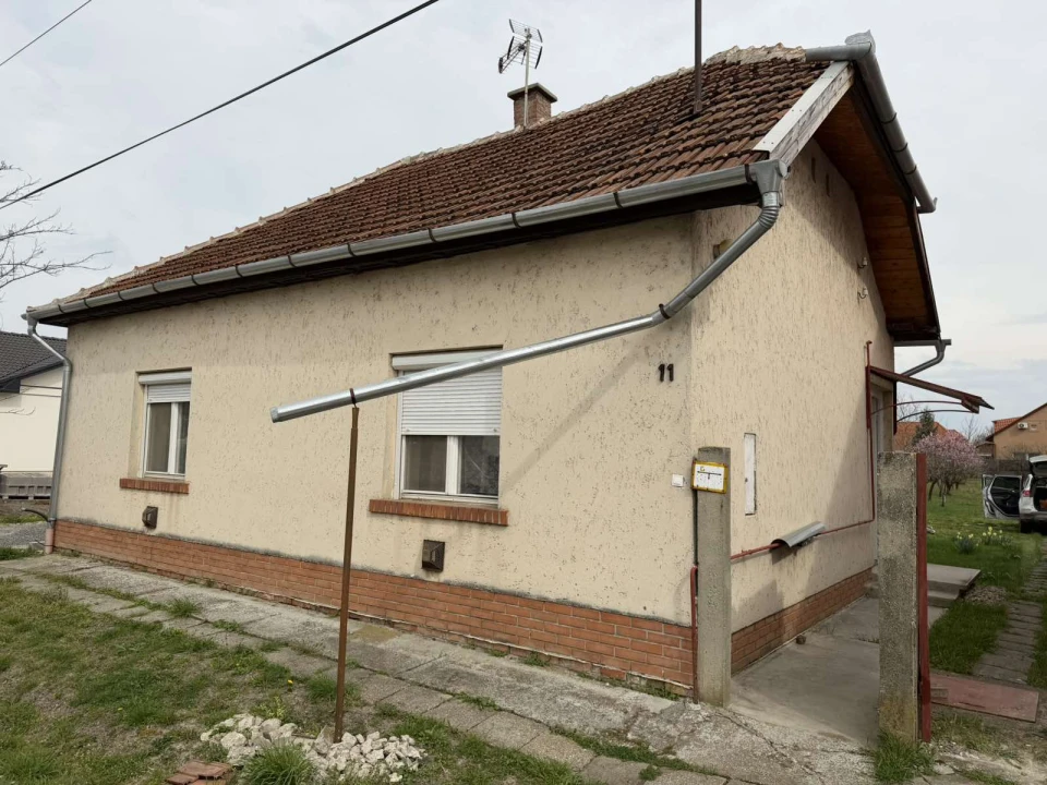 c3-1-name c2-1-name, Gyula, Kodály Zoltán utca 11