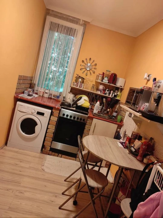 c3-1-name c2-19-name, Gyula