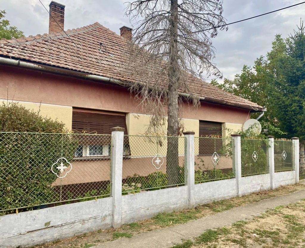 For sale house, Doboz