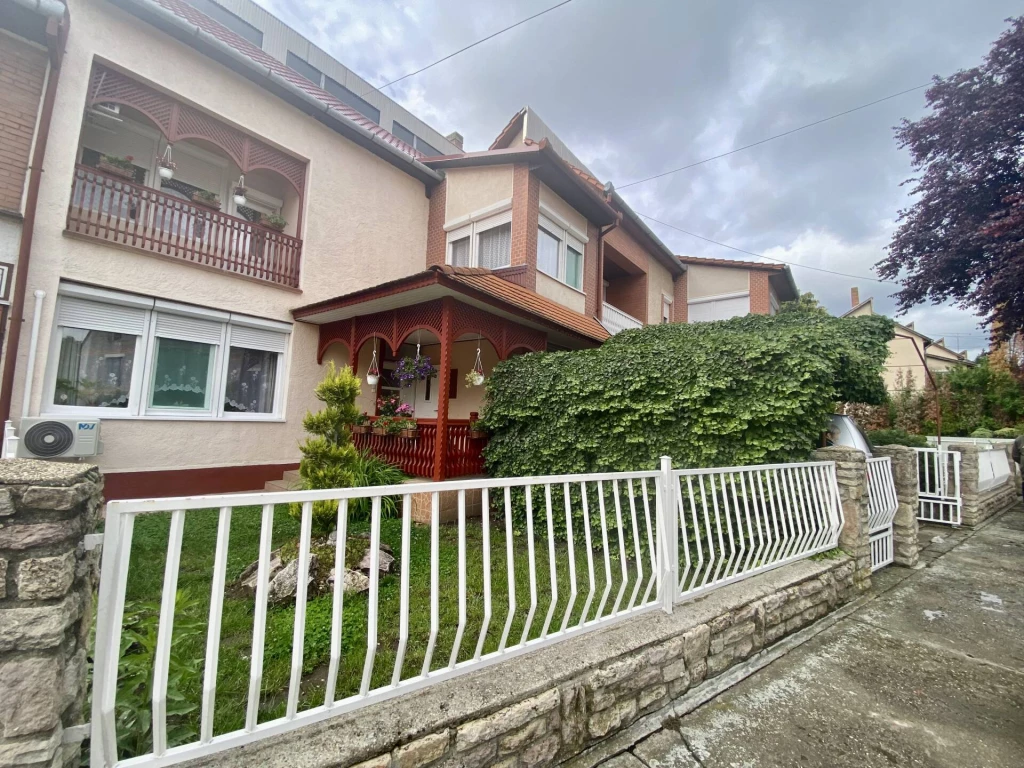 For sale terraced house, Mezőkovácsháza