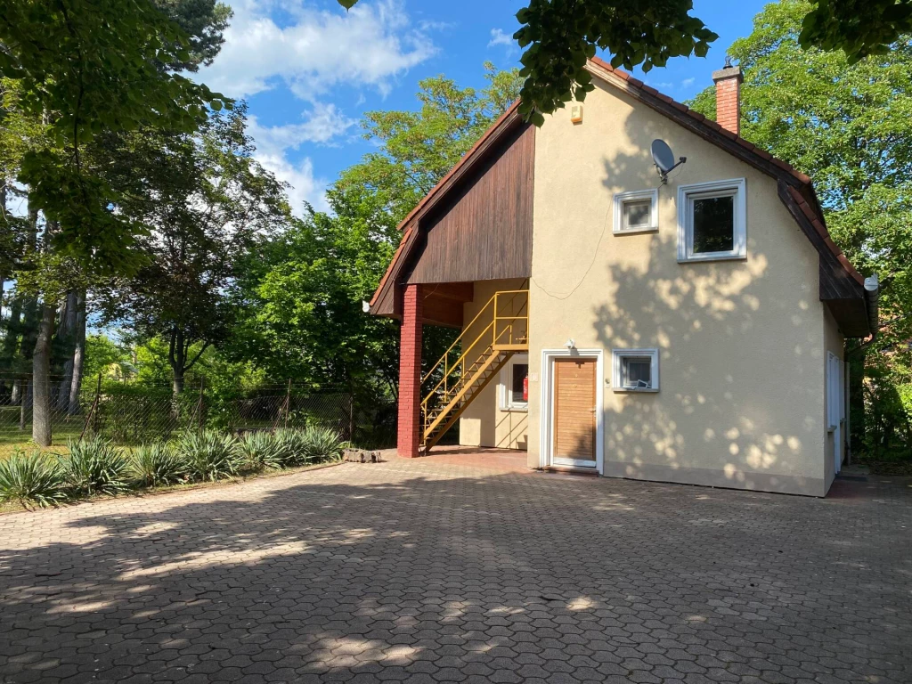 c3-1-name c2-63-name, Balatonlelle
