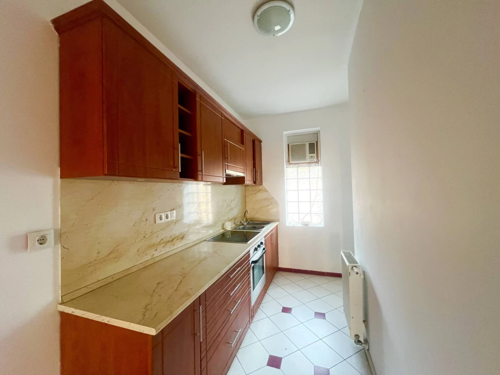 c3-1-name c2-23-name, Orosháza