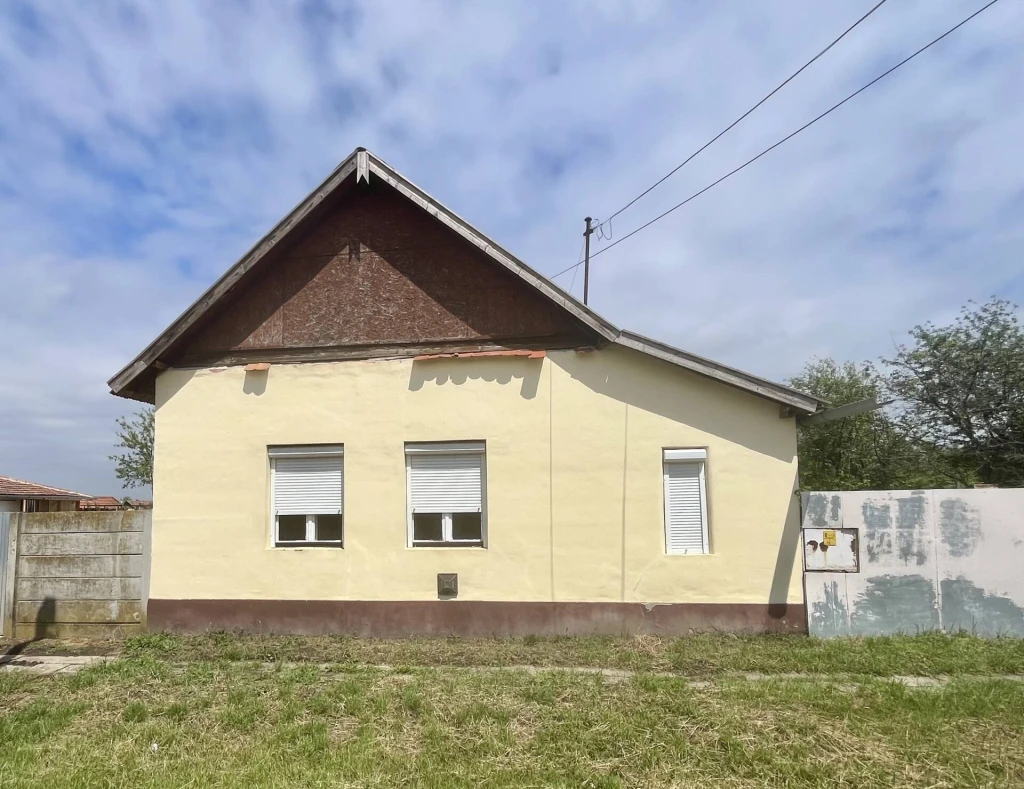 Barátságos családi ház eladó Kunágotán