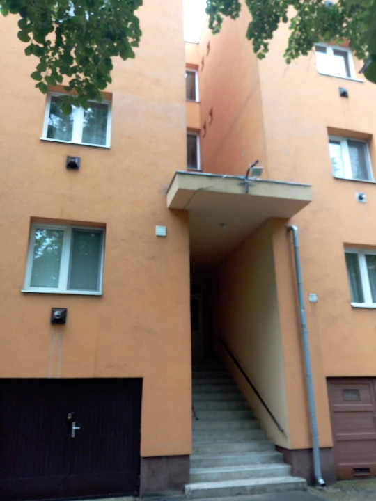 c3-2-name c2-74-name, Debrecen, Poroszlay út 33