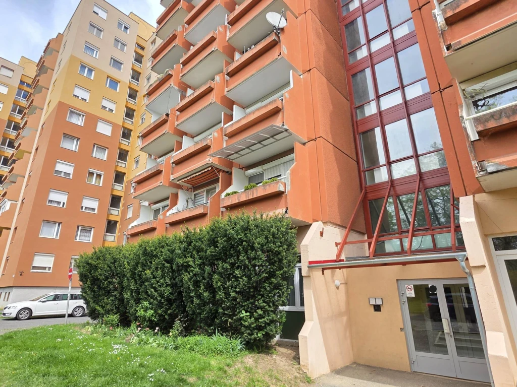 Szuper áron, kiváló helyen!