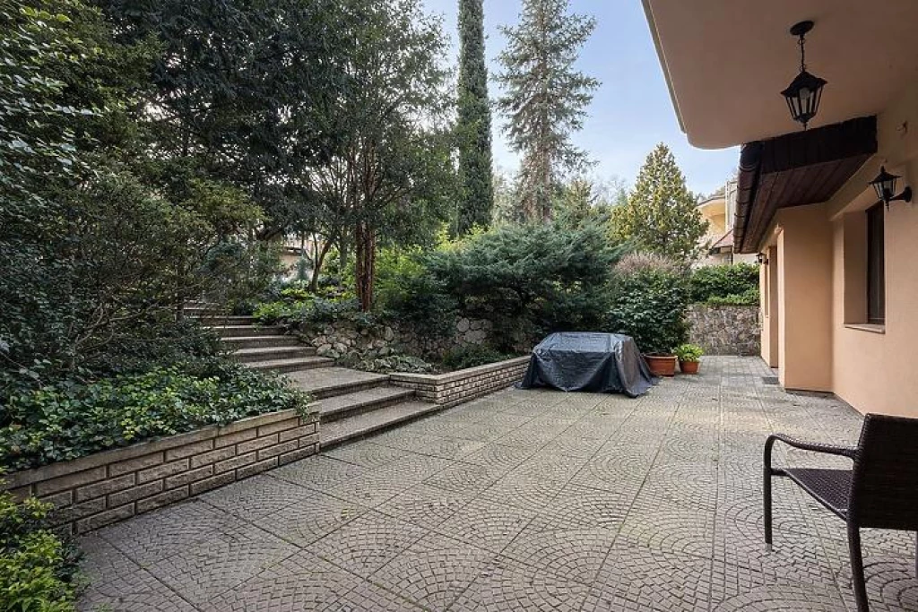 For sale brick flat, Budapest XII. kerület, Virányos