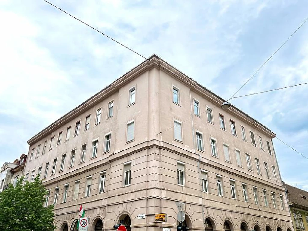 Eladó téglalakás, Budapest II. kerület, Víziváros II. ker