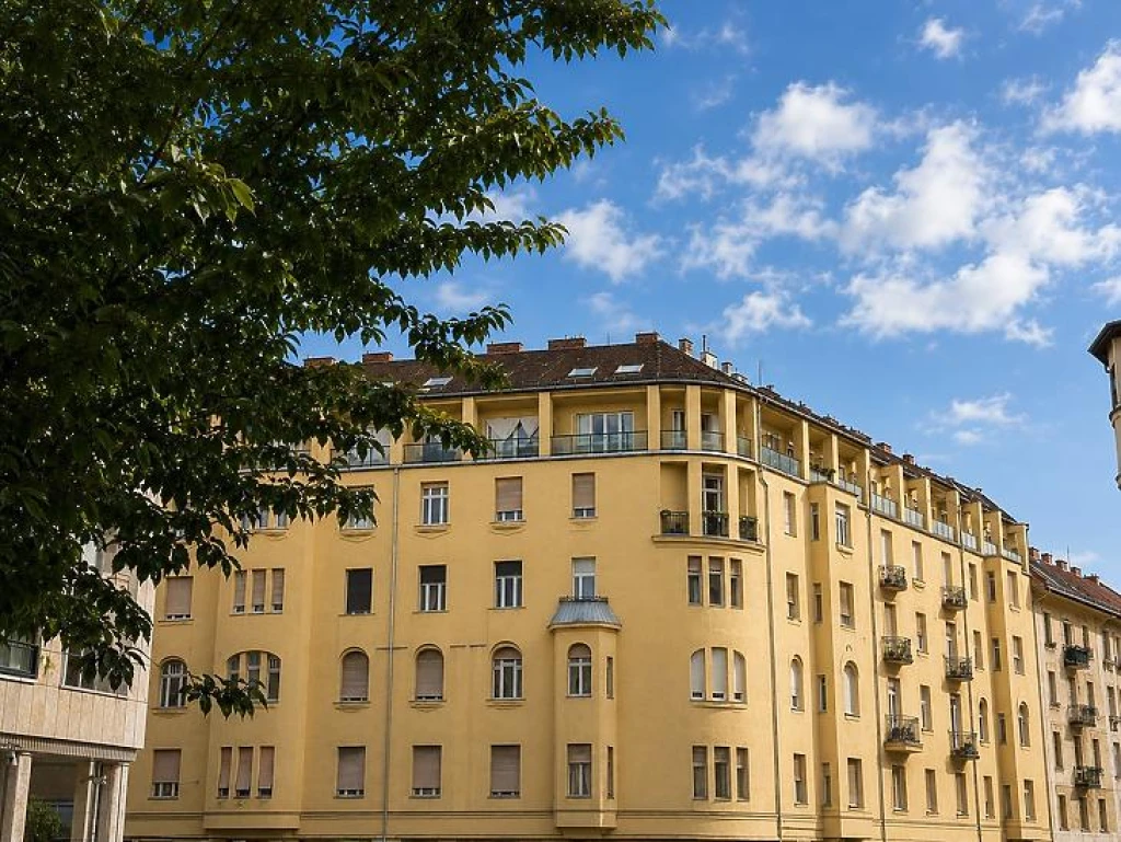 Eladó téglalakás, Budapest II. kerület, Országút