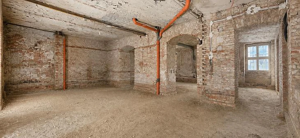 Eladó üzlet, Budapest XII. kerület, Krisztinaváros XII. ker.