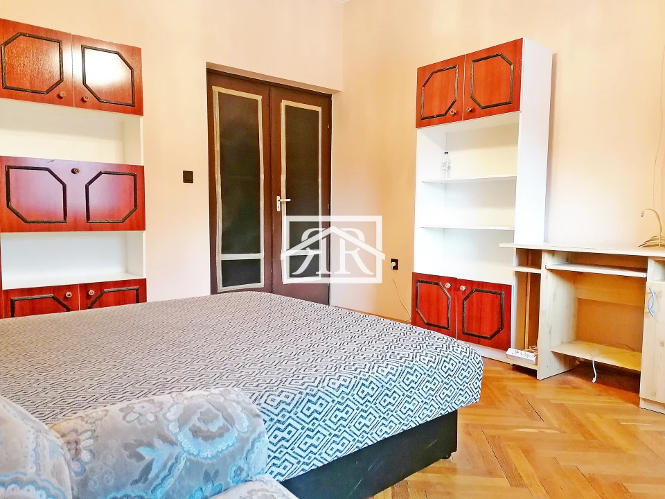 For rent brick flat, Szeged