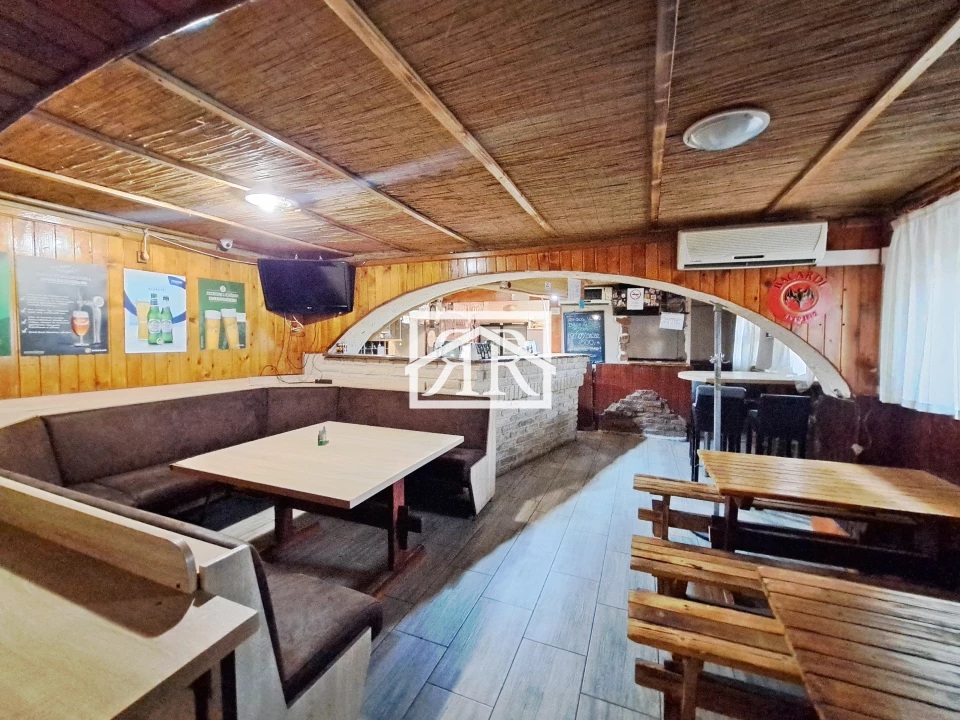 Kiadó borozó, söröző, büfé, Szeged