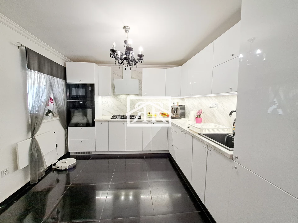 Eladó családi ház, Szeged