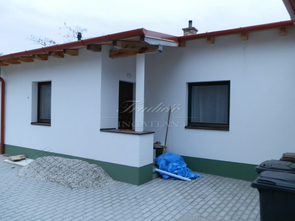 For rent apartment, bachelor flat, Győr