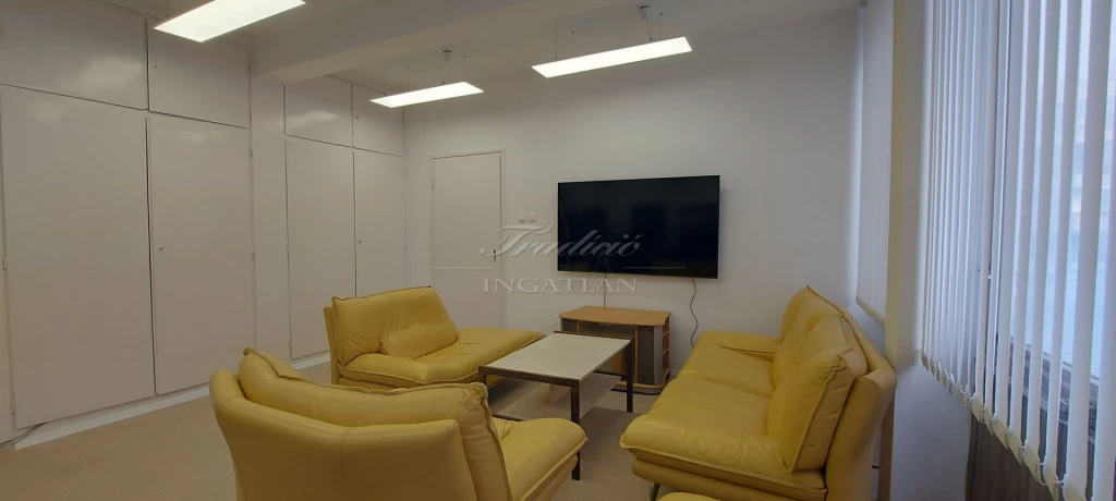 For sale office, office block, Győr, Győr-Belváros