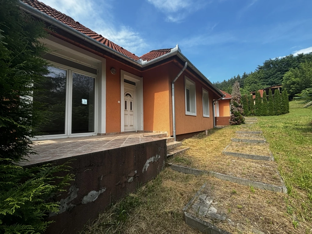 For sale terraced house, Kehidakustány