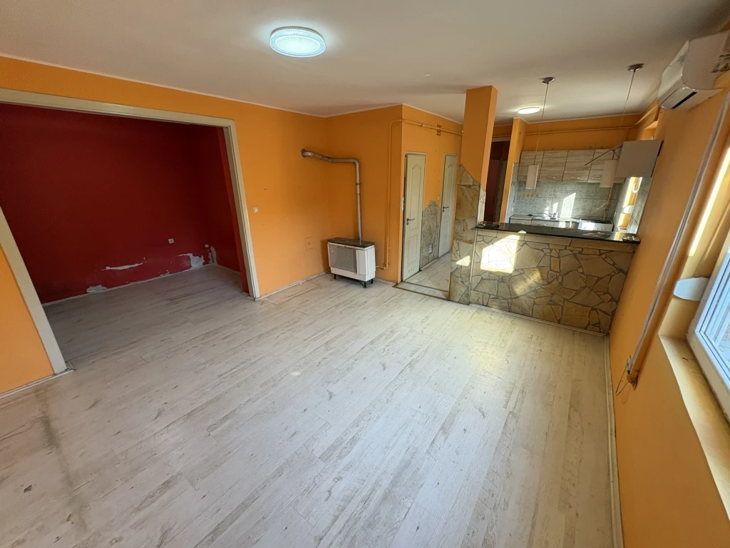 Eladó Nagykanizsán 1 nappali +2 félszobás, 47 m2-es 2. emeleti belvárosi lakás!