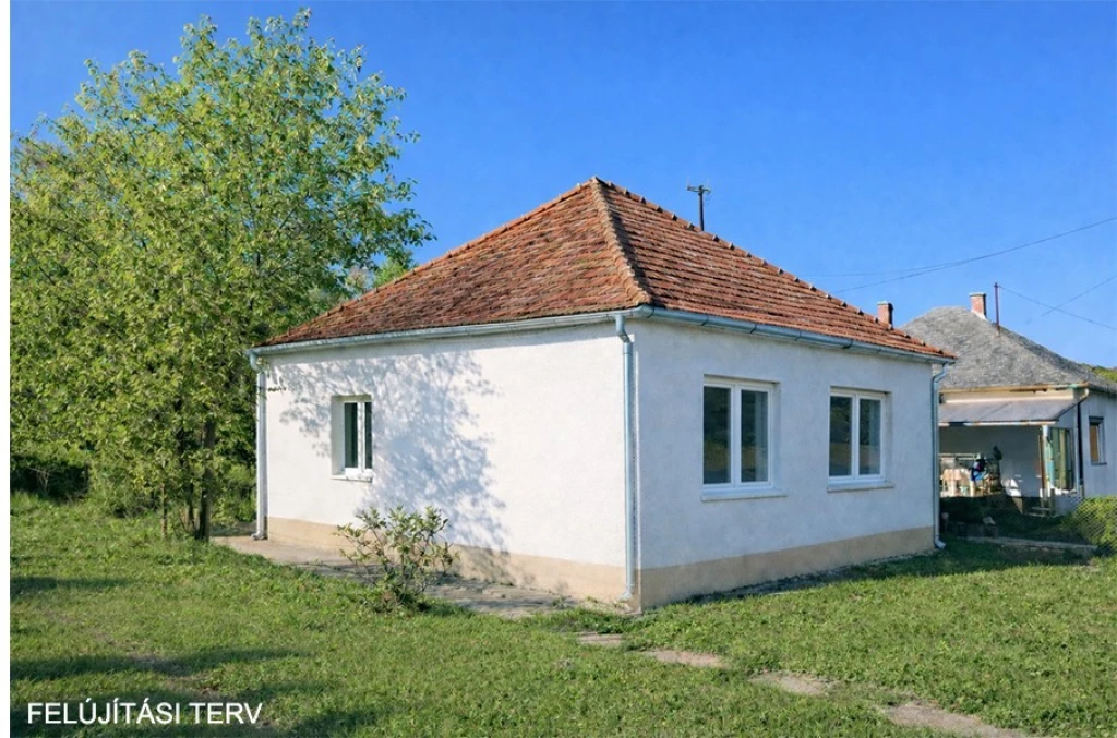 Eladó felújított 3 szobás, amerikai konyhás nappalis, 83 m²-es családi ház Bázakerettyén!