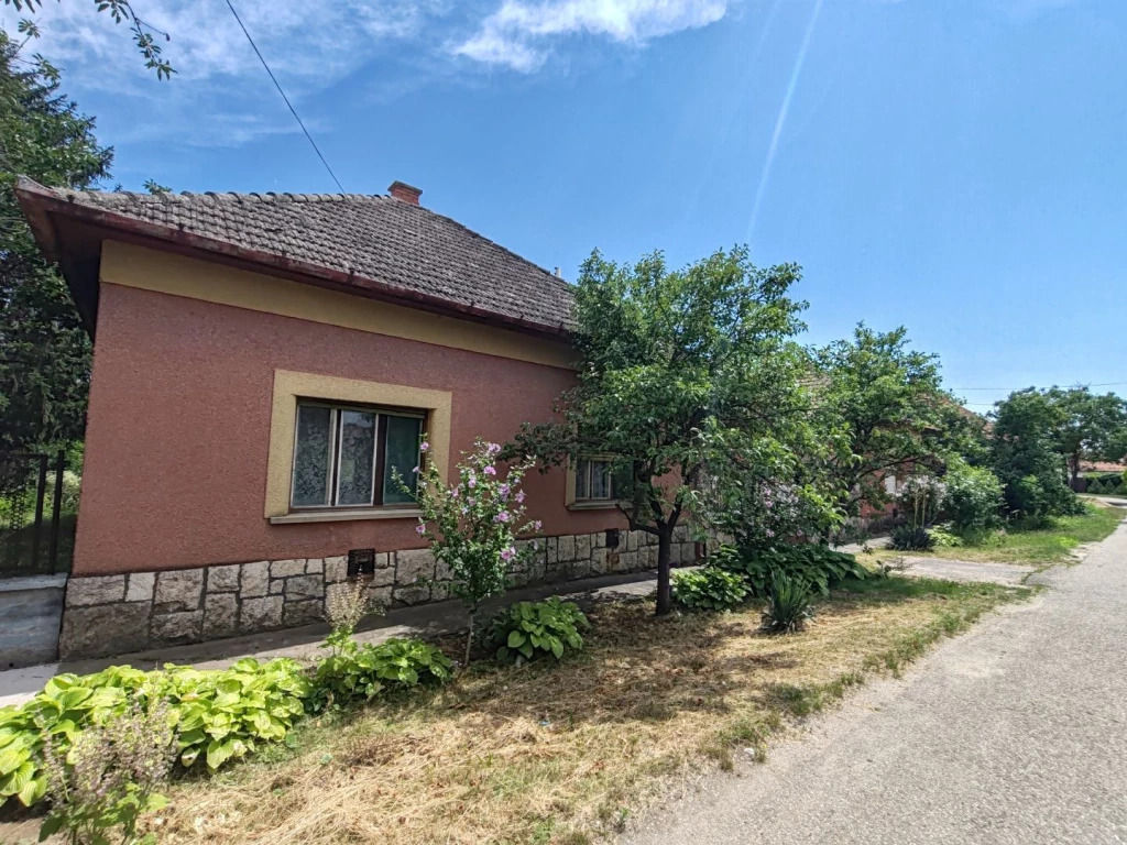 For sale house, Csongrád, Piroskaváros