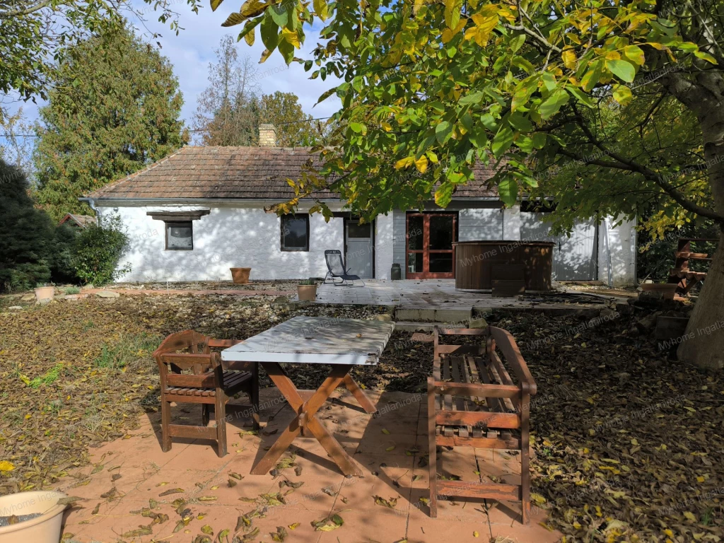 Eladó családi ház, Sénye