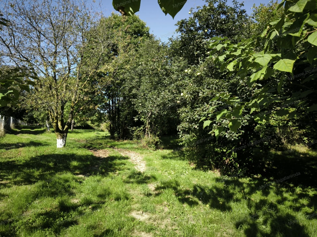 Eladó zártkert, Alsópáhok