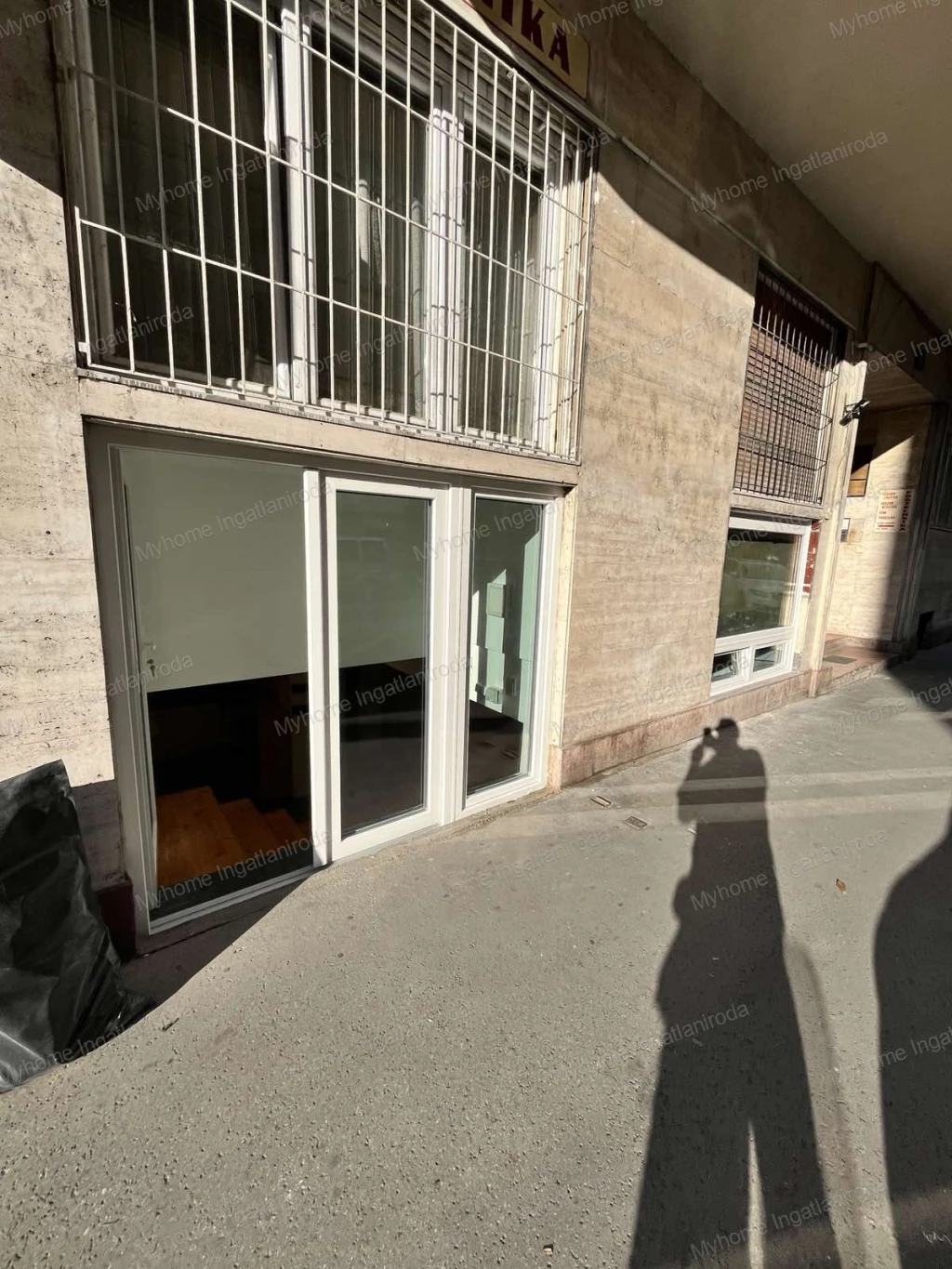 For sale brick flat, Budapest V. kerület, Lipótváros