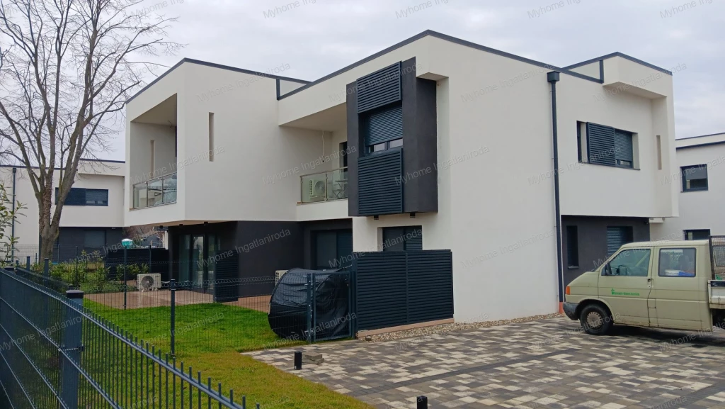 Új otthonok Siófok-Sóstó csendes részén