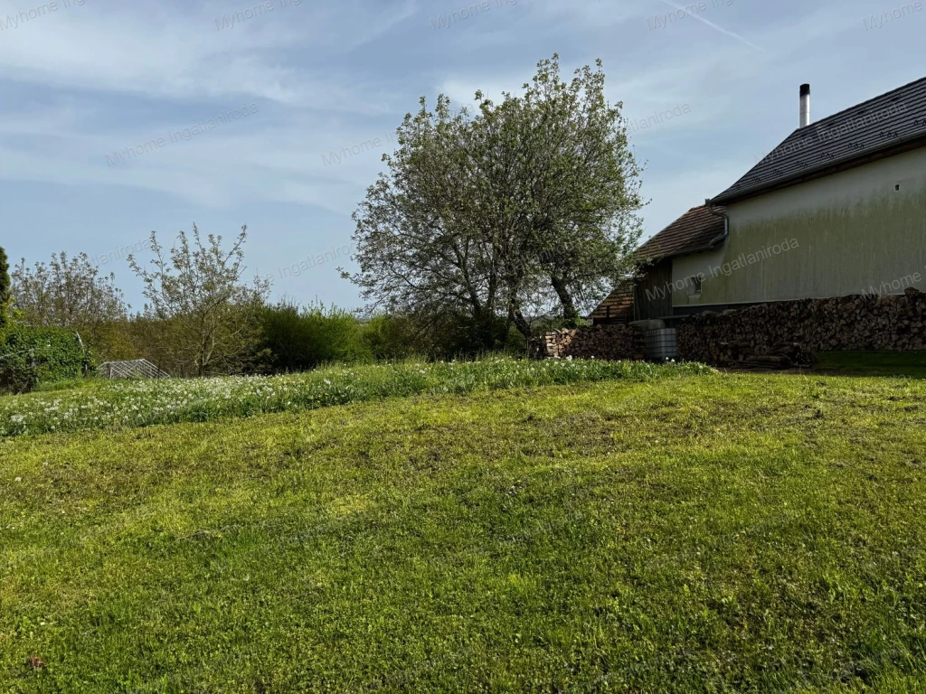 Építési telek eladó Kustánszeg legszebb részén - ahol a természet, a csend és a lehetőség találkozik