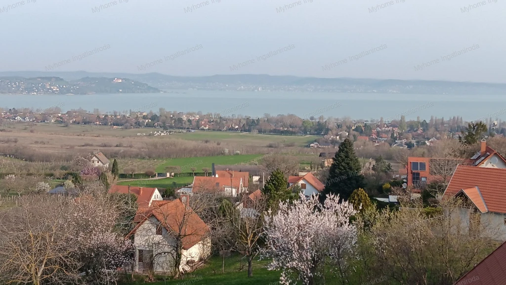 c3-1-name c2-19-name, Zamárdi, Kőhegy