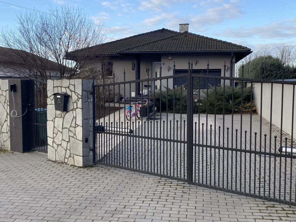 For sale house, Szabadegyháza