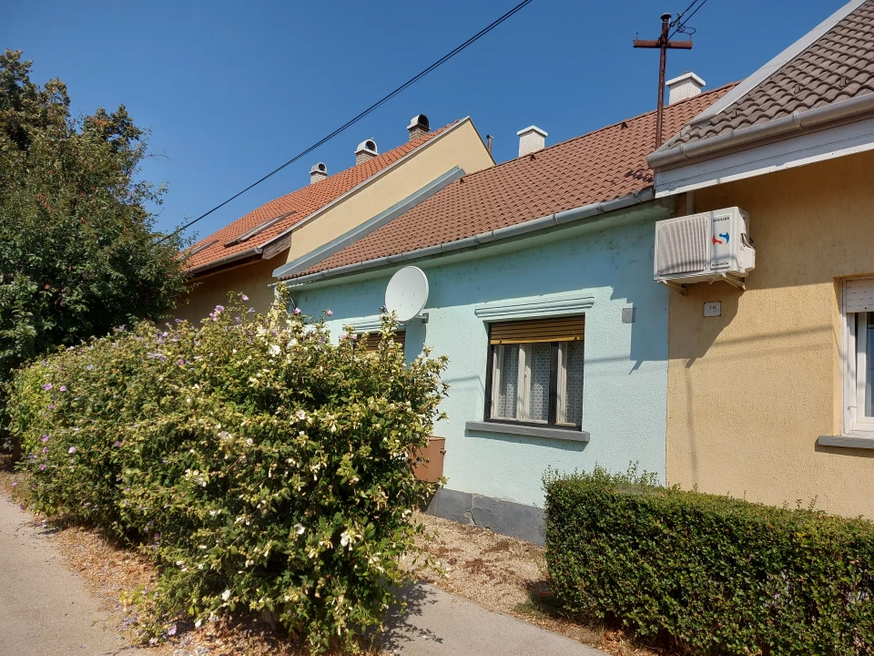 Eladó sorház, Székesfehérvár