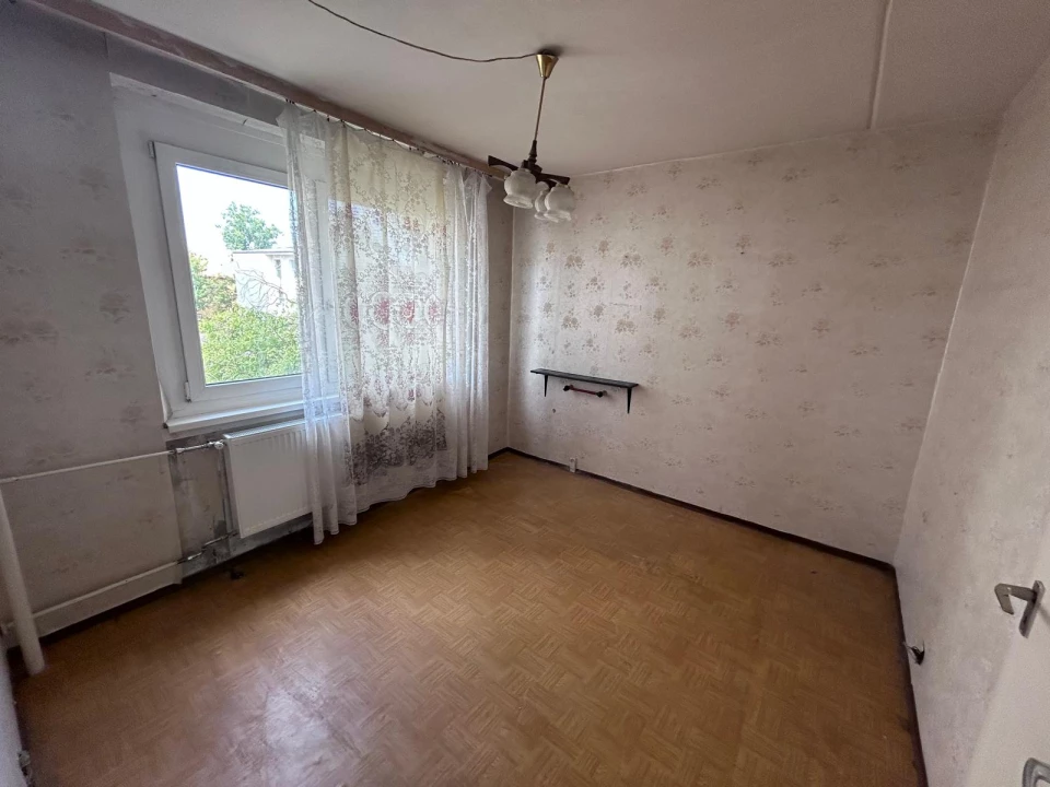 c3-1-name c2-20-name, Székesfehérvár