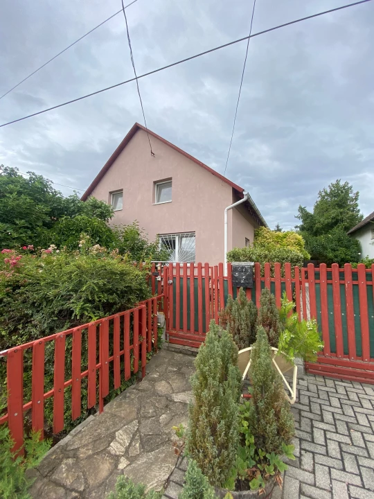 Eladó családi ház, Székesfehérvár