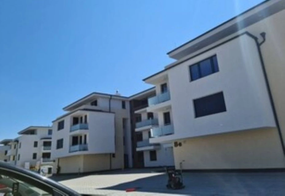 Eladó téglalakás, Székesfehérvár