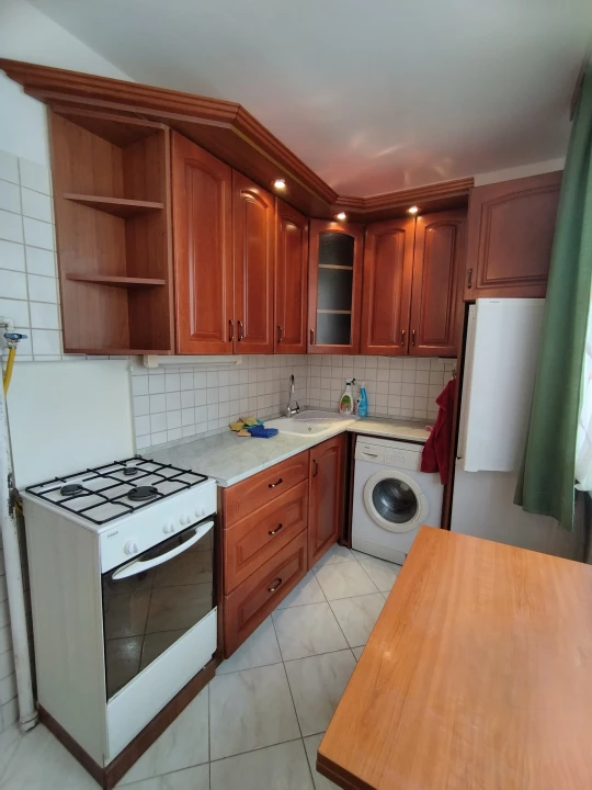 c3-1-name c2-20-name, Székesfehérvár