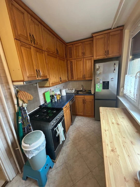 c3-1-name c2-20-name, Székesfehérvár