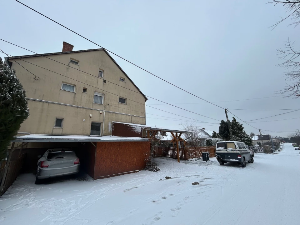 For sale brick flat, Székesfehérvár