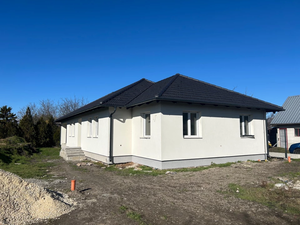 For sale semi-detached house, Székesfehérvár