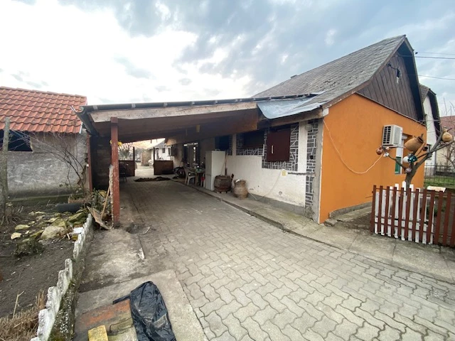 c3-1-name c2-1-name, Sárbogárd