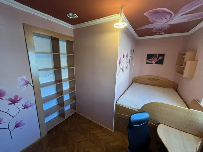 c3-1-name c2-19-name, Székesfehérvár