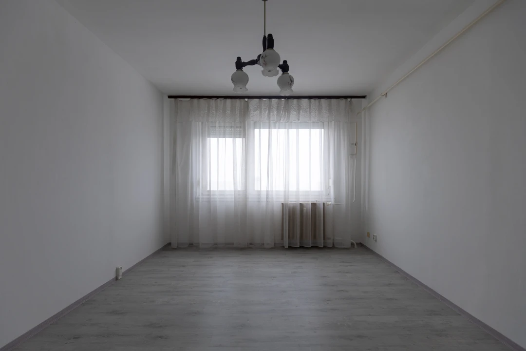 c3-1-name c2-20-name, Székesfehérvár