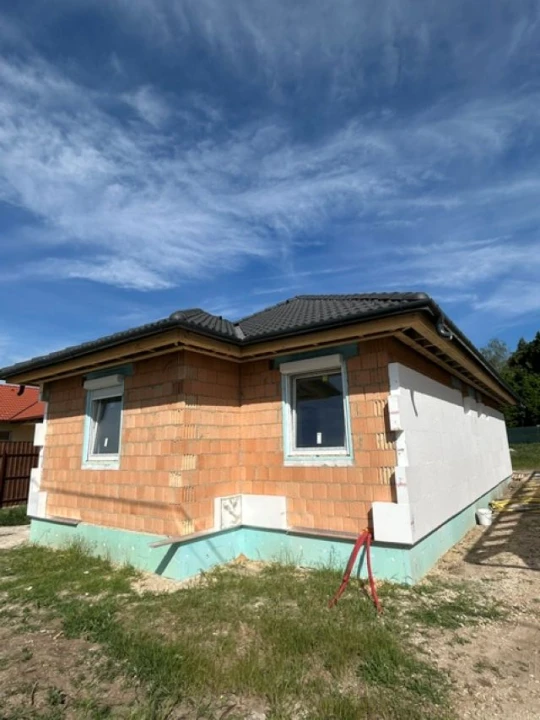 Eladó családi ház, Pákozd