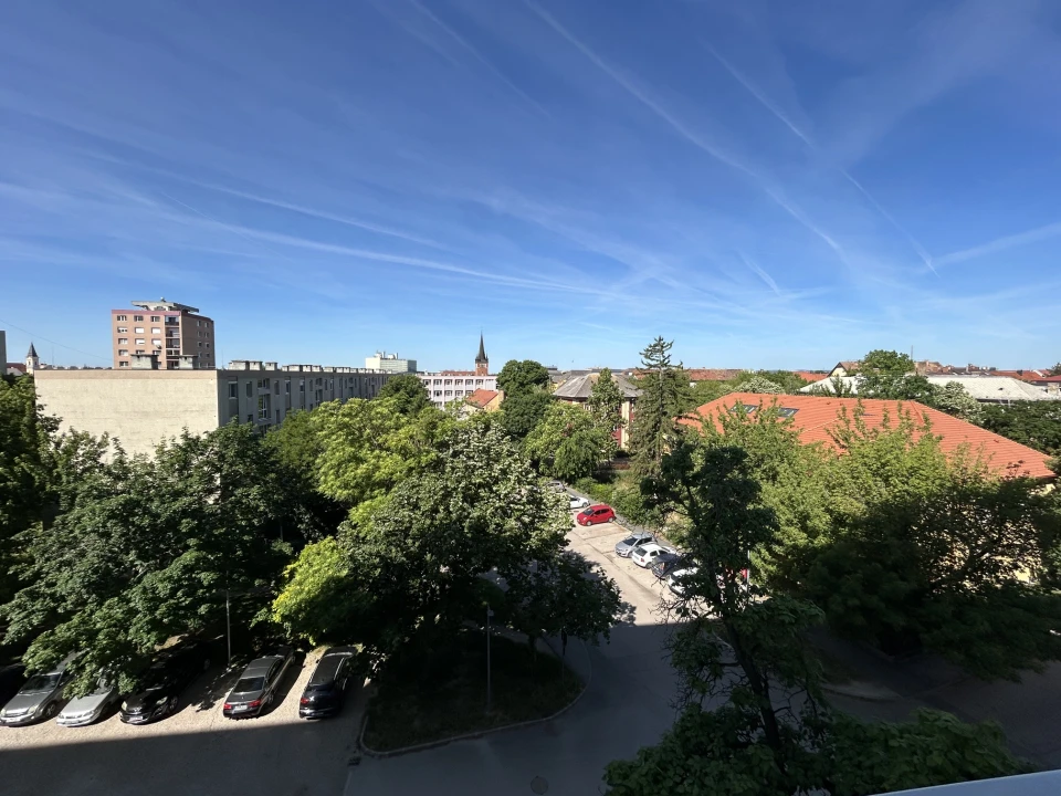 Kiadó panellakás, Székesfehérvár